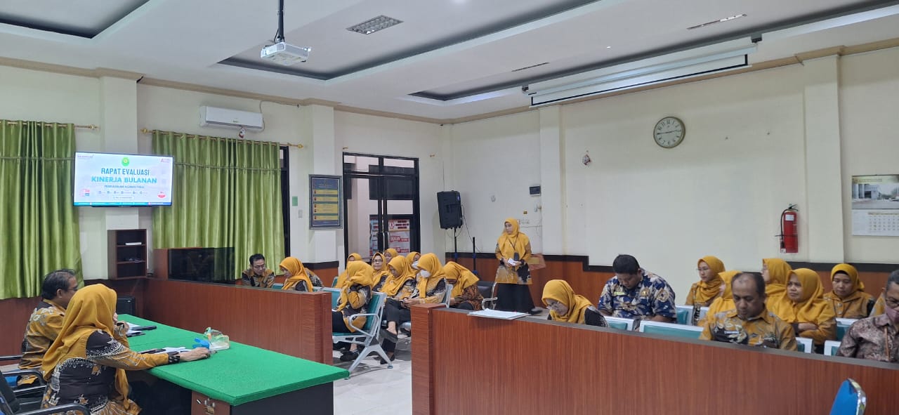 230824 Rapat Evaluasi Kinerja Bulanan 9